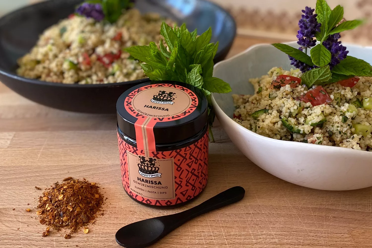 Couscous-Salat mit Tomaten und Arganöl